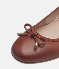 Tamaris Versatile Cognac Leather Ballet Flats