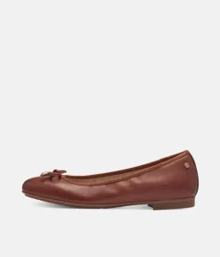 Tamaris Versatile Cognac Leather Ballet Flats