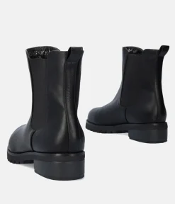 Versatile Black Chelsea Style Ankle Boots