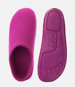 Very comfortable Fuchsia Felt Slippers with footbed