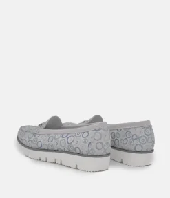 Vittoria Mengoni Gorgeous Grey Circle Loafers