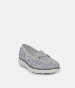 Vittoria Mengoni Gorgeous Grey Circle Loafers
