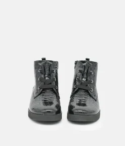 Waldlaufer Stylish Black Wedge Ankle Boot